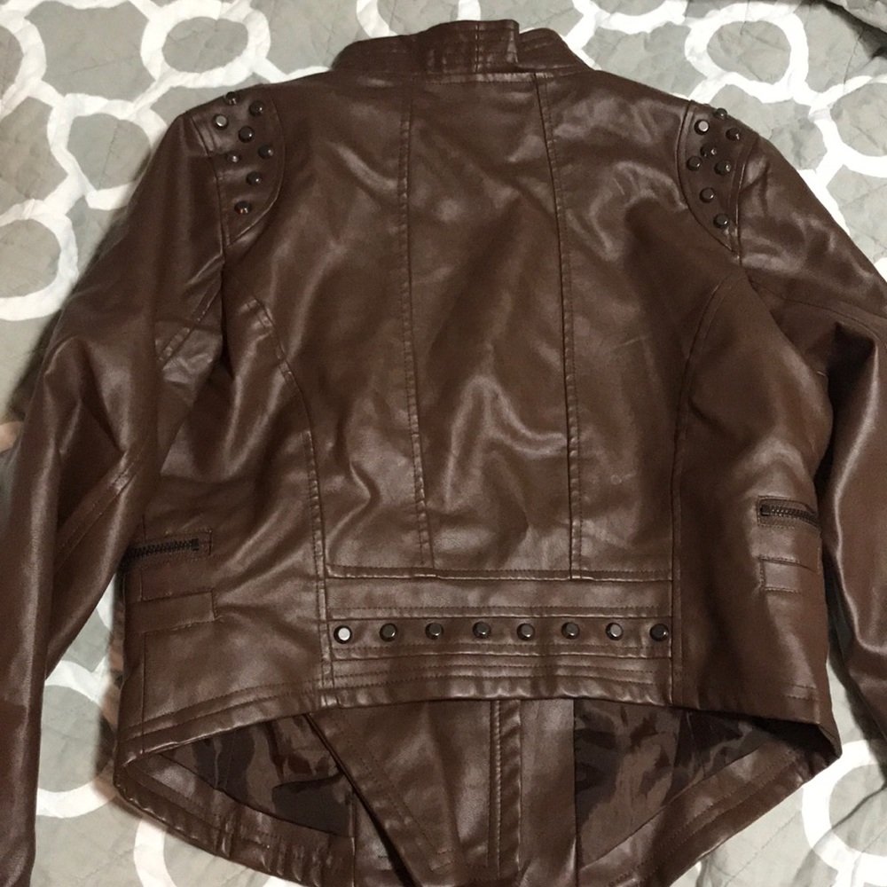 LEATHER JACKET🤩 - Picture 5 of 7